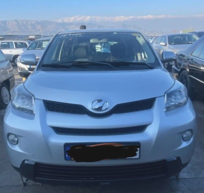 Лобовое стекло от Toyota ist